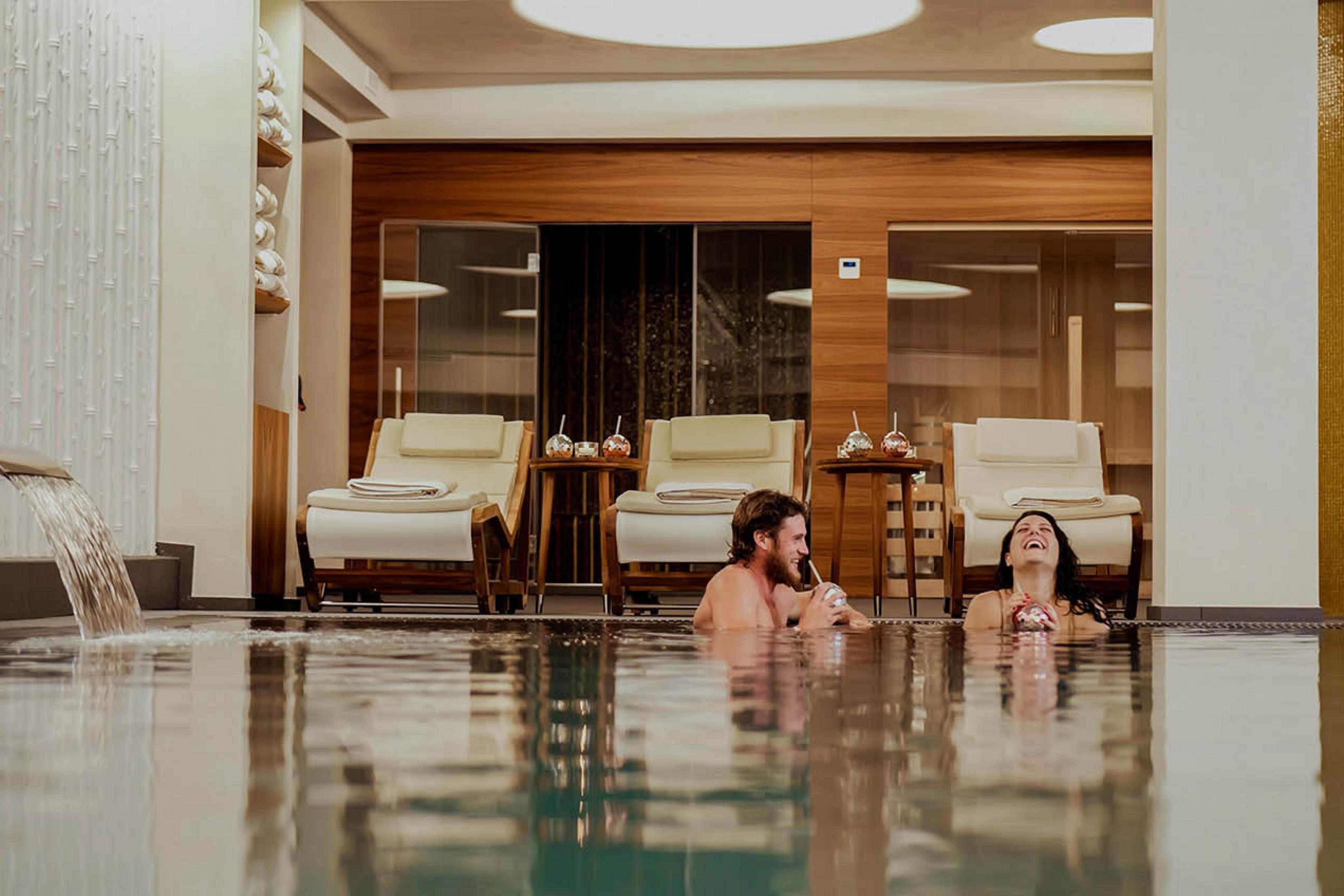 Wellness Spa Relax Piscina 2