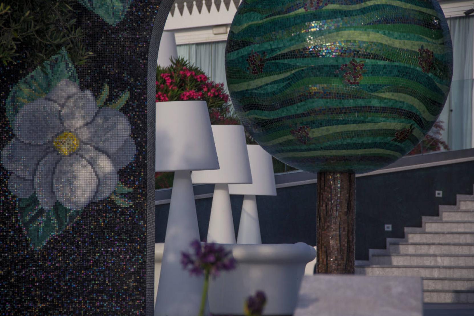 Gallery Amaluna 28